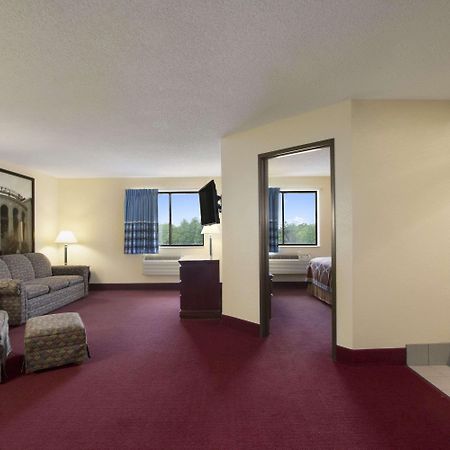 Hotel Super 8 By Wyndham Cuba Chambre photo